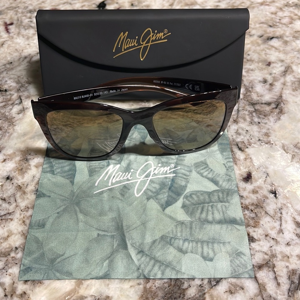 NWT Maui Jim Anuenue Polarized Women’s Glasses